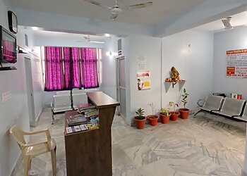 Dr. Shantam Mohan, MBBS, MD, DM - SAROJ MADAN GASTRO LIVER CARE CLINIC