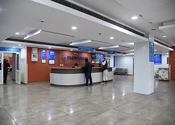 Dr. Sharad Kumar Agarwal, MBBS, MS, M.Ch - MEDIGRAM THE SUPER SPECIALITY HOSPITAL