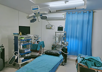 Dr. Shashank Abhishek, MBBS, MS, DNB, - NADIAD UROLOGY AND STONE HOSPITAL