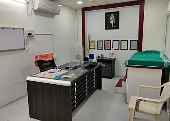 Dr. Shashank Sangoli, MBBS, DNB - AMRUT RATNA NEUROSURGERY CLINIC