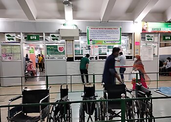 Dr. Sheikh Hilal Ahmad, MBBS, MD, DNB - KHYBER MEDICAL INSTITUTE