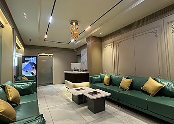 Dr. Shelly Garg - NEW ROOTS SKIN, LASER & HAIR TRANSPLANT CLINIC