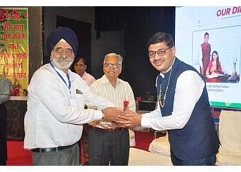 Dr. Siddhant Jain, MBBS, MD, DM