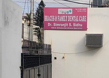 लुधिअना दंत चिकित्सक Dr. Simranjit S. Sidhu, MDS - BRACES & FAMILY DENTAL CARE छवि 1