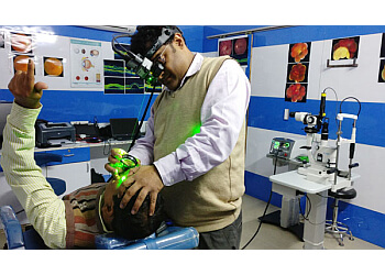 Dr. Somnath Chakraborty, MBBS, MS - RETINA INSTITUTE OF BENGAL