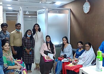 Dr. Soniya Rijhwani Rohra, MBBS, DGO, DNB, ENDOSCOPY - ISHA WOMEN CLINIC