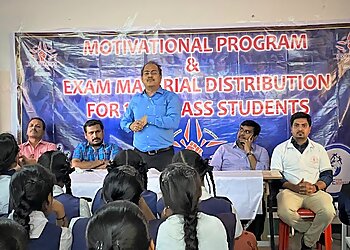 Dr. Sree Bhushan Raju, MBBS, MD, DM (AIIMS) DNB, FISN, FICP, FIACM