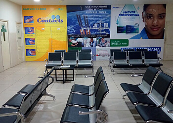 Dr. Sreejith R. S, MBBS, MS, FRCS, FICO - ADROITT EYE CONSULTANTS