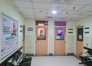 Dr. Sukhbir Uppal, MBBS, MD, FICP, FRCP - FORTIS HOSPITAL