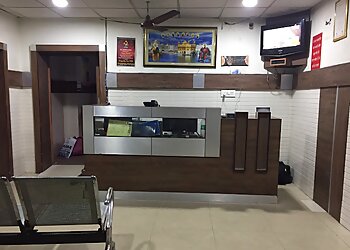 Dr. Sumesh Handa, MBBS, MD, DM, DNB - HANDA NEURO HOSPITAL