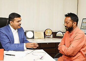 Dr. Sumit Kapadia, MBBS, MS, DNB - AADICURA SUPERSPECIALITY HOSPITAL