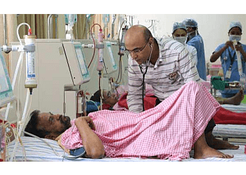 Dr. Sunil Dharmani, MBBS, MD, DM - KIDNEY LIFE CLINIC