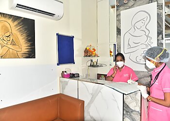 Dr. Surabhi Siddhartha, MBBS, DGO - Dr Surabhi's Woman and Child Clinic