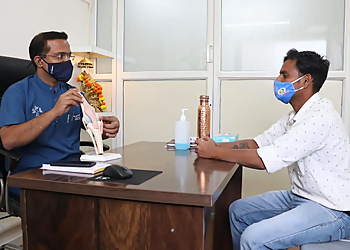 Dr. Sushrut Mane, MBBS, D (Ortho)