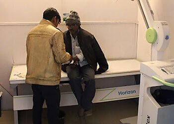 Dr. Suyash Kothari, MBBS, M.S. (Ortho) FISS, FIAS