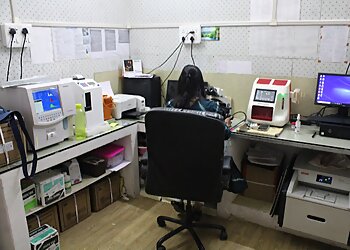 Dr. Suyash Kothari, MBBS, M.S. (Ortho) FISS, FIAS