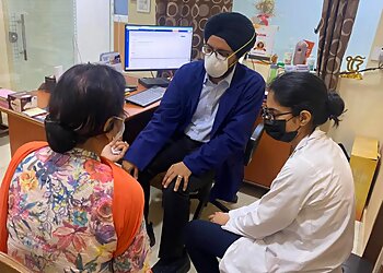 Dr. Swapan Nagpal, MBBS, DNB, MRCP, FACR - NEW-AGE RHEUMATOLOGY