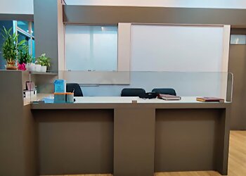 Dr. Swapna Manjrekar Desai, MBBS, DVD, FRGUHS - THE REVIVA CLINIC