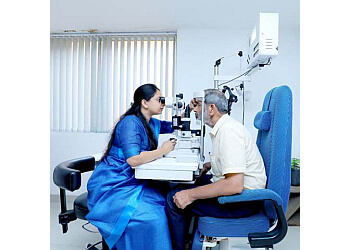 Dr. Swapnila Prasad, MBBS, MS - DEVALK NETRALAYA