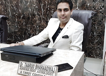 Dr. TAARUN BHARAADWAJ - ASTRO ADHYAAY