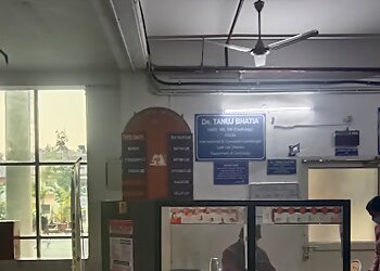 Dr. Tanuj Bhatia, MBBS, MD, DM - SHRI MAHANT INDIRESH HOSPITAL