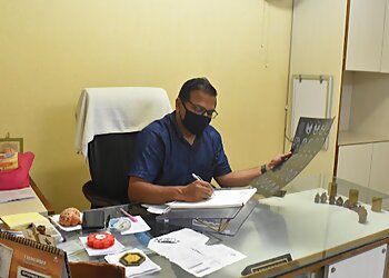 Dr. Tarun Kumar Adukia, MBBS, MS, DNB, MNAMS, MCh - NEURO CLINIC