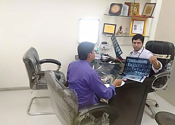 Dr. Ujjwal Sharma, MBBS, DTCD, DNB