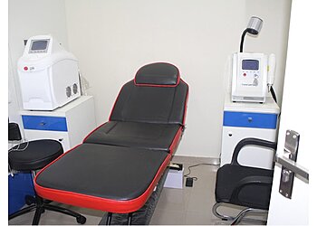 Dr. Ujwala Dahiphale, MBBS, MS, M.Ch