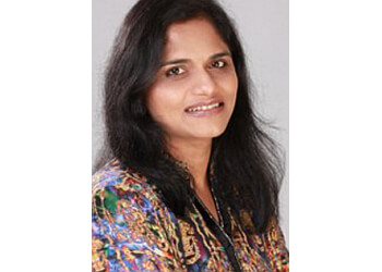 Dr. Ujwala Dahiphale, MBBS, MS, M.Ch 