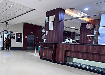 Dr. Ummer Karadan, MBBS, MD, DM, FIMSA - BMH Kozhikode