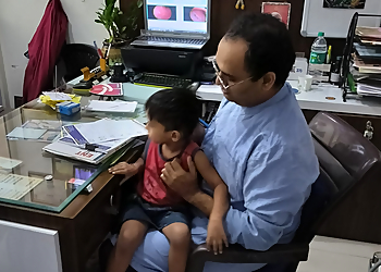 Dr. Utkarsh Agrawal, MBBS, MS