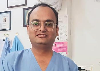 Dr. Utkarsh Agrawal, MBBS, MS