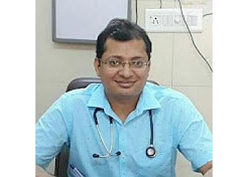 Dr. Utkarsh Bansal, MBBS, MD - Om Child Care & Vaccination Clinic