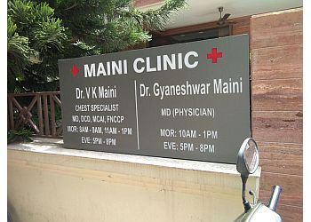 Dr. VK Maini, MBBS, MD, DCD, MCAI, FNCCP