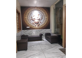 Dr. Vaibhav Saxena, MBBS, MS, M.Ch - R S MAITRI UROLOGY & PLASTIC SURGERY CLINIC