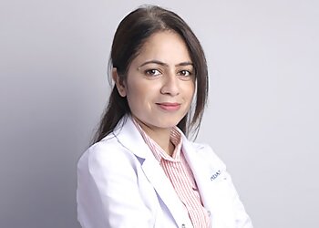 Noida Dermatologist Doctors Dr. Vandana Malik, MBBS, MD - SKINLOGICS CLINIC image 1