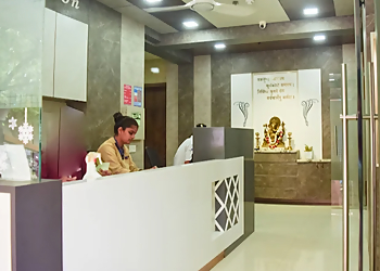 Dr. Vandana Raisinghani, MBBS, DGO - UMANG MATERNITY AND NURSING HOME