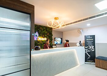 Dr. Vibhor Kaushal, MBBS, MD - SKINIC