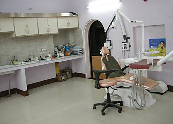 Dr. Vibhor Pradhan, BDS, MDS - SMILE SOLUTIONS DENTAL CLINIC