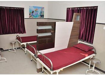 Dr. Vijay P Surana, MBBS,DTCD - SURANA CHEST HOSPITAL