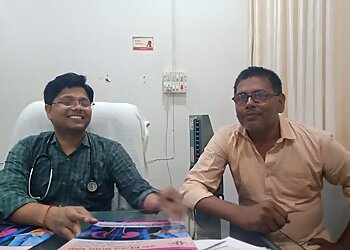 गोरखपुर किडनी डॉक्टर Dr. Vijay Pratap Singh, MD, DM - BHARAT GANGE NEPHROLOGY CLINIC छवि 1