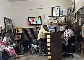 Dr. Vijay Sardana, MBBS, MD, DM