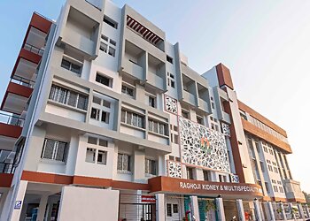 Dr. Vijaykumar Raghoji, MBBS, MS, M.Ch, DNB - RAGHOJI KIDNEY AND MULTI SPECIALTY HOSPITAL