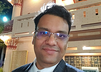 Dr. Vikas Gupta, MBBS, MS, DNB, MNAMS - JEEVISHA CLINIC