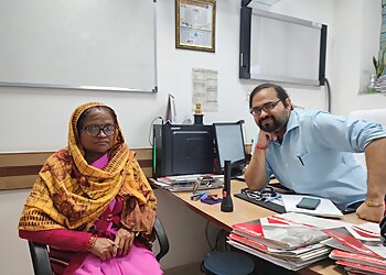 Dr. Vikas Talreja, MBBS, MD, DM - REGENCY HEALTHCARE