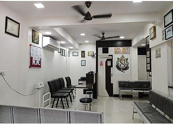 Dr. Vikram B Jain, MBBS, DTCD, FCCP, FICM - SANGHVI CHEST CLINIC