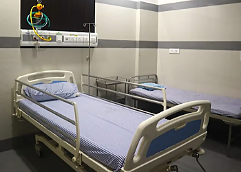 Dr. Vilas Magarkar, MBBS, MD, DM, FSCC-FSCAI, FESC, FCSI - SETH NANDLAL DHOOT HOSPITAL