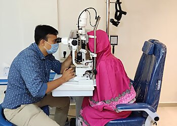 Dr. Vimal, MBBS, DOMS, DNB (Ophthalmology), FSEH - DR. VIMAL'S EYE HOSPITAL