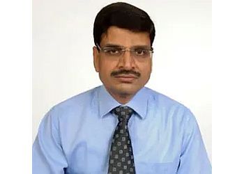 Dr. Vinay Kumar Singal, MBBS, MD 