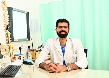 Dr. Vinit Banga, MBBS, MD, DM Neurology